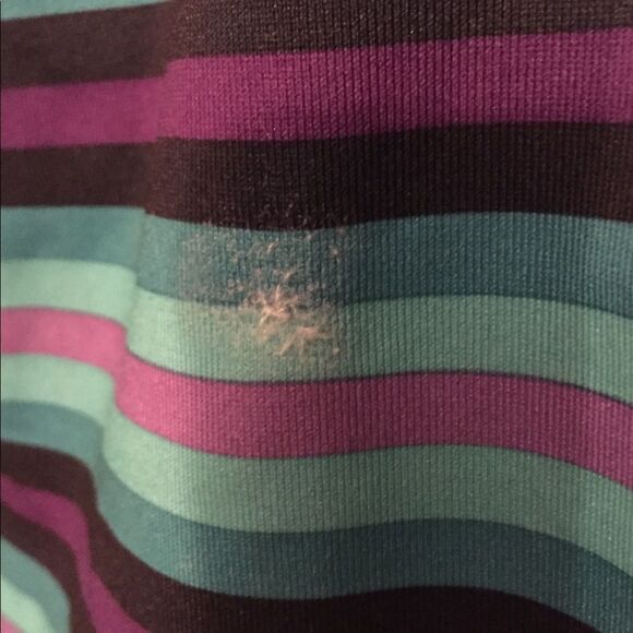 Striped Champion Workout Tank - Picture 4 of 5